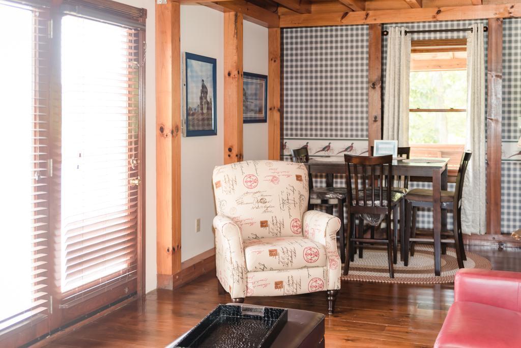 The Lake House A Hidden Gem Sleeps 4 Columbia 外观 照片